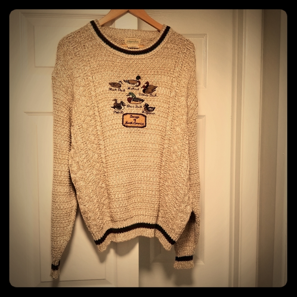 St. John's Bay dad sweater, large